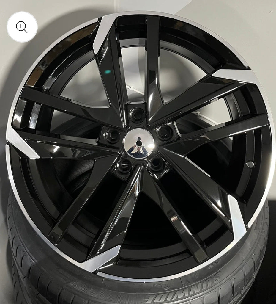 VAN SLT28001 18X8.0 5X108 G-BLACK M/F