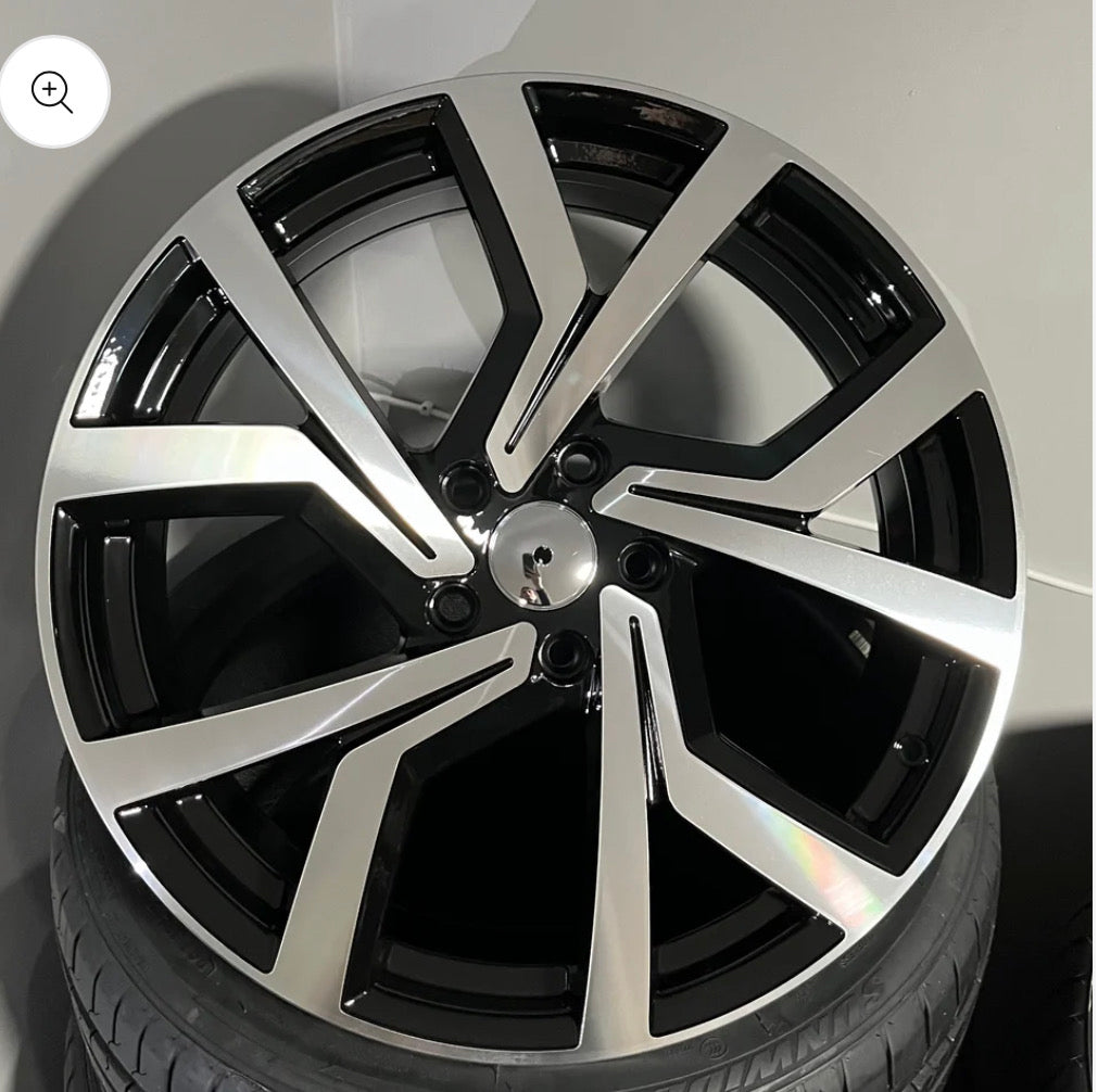 VW 901 19X7.5 5X112 BLACK M/F ( CLUBSPORTS )