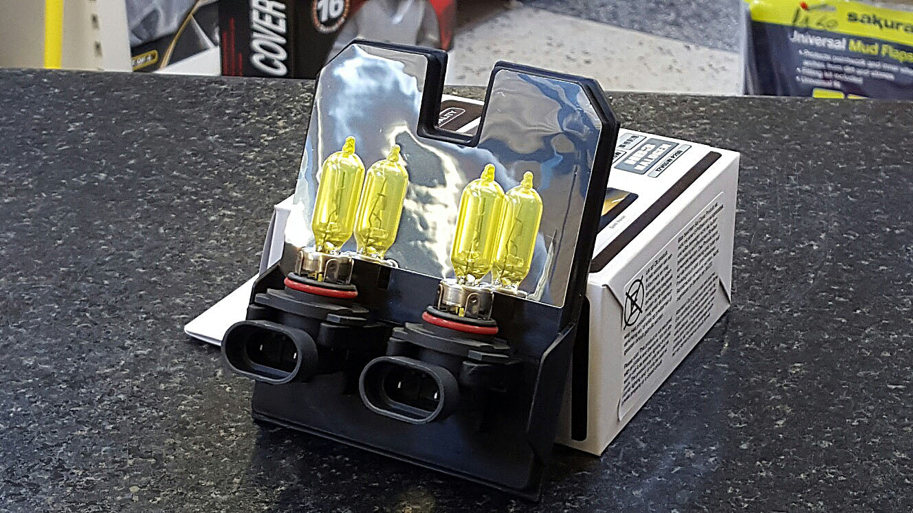 9005 HB3 MICHIBA JDM Yellow Bulbs