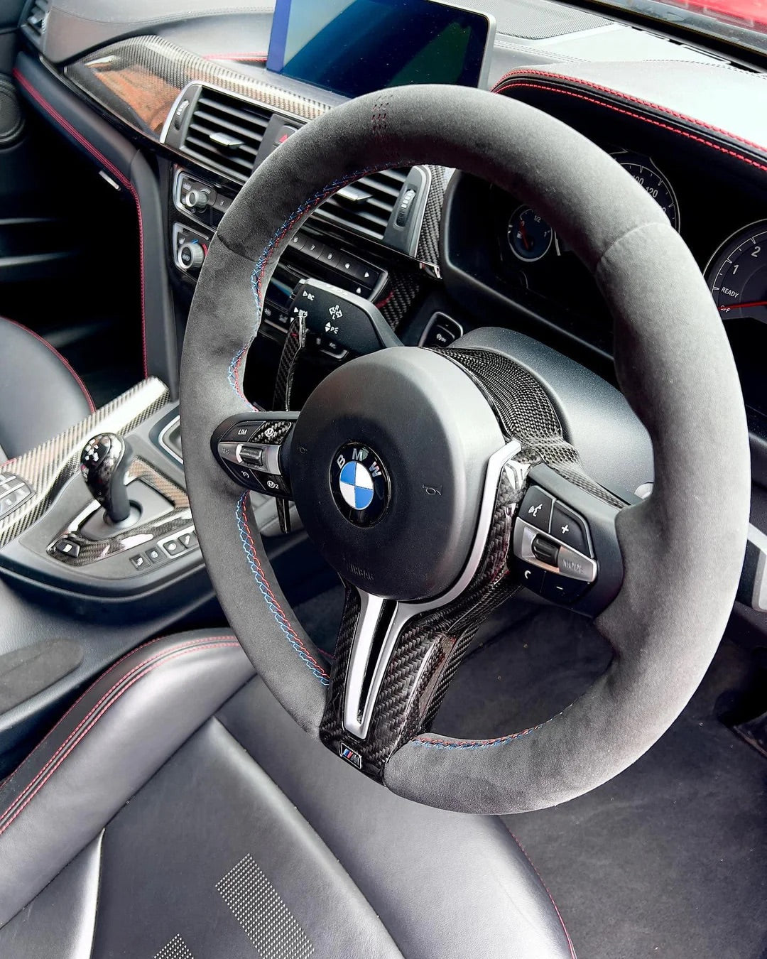 CARBON STEERING WHEEL BACKING