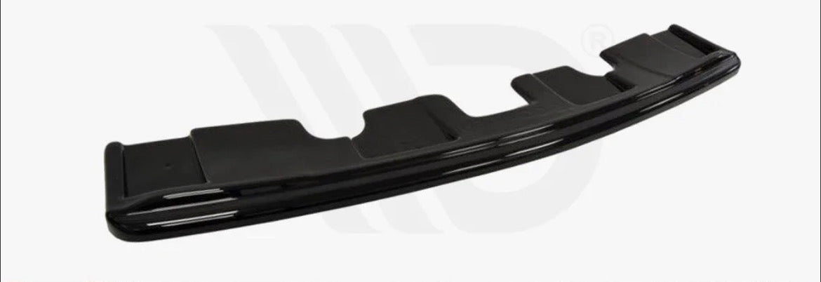 CENTRAL REAR SPLITTER Jeep Grand Cherokee WK2 Summit FACELIFT (without vertical bars)