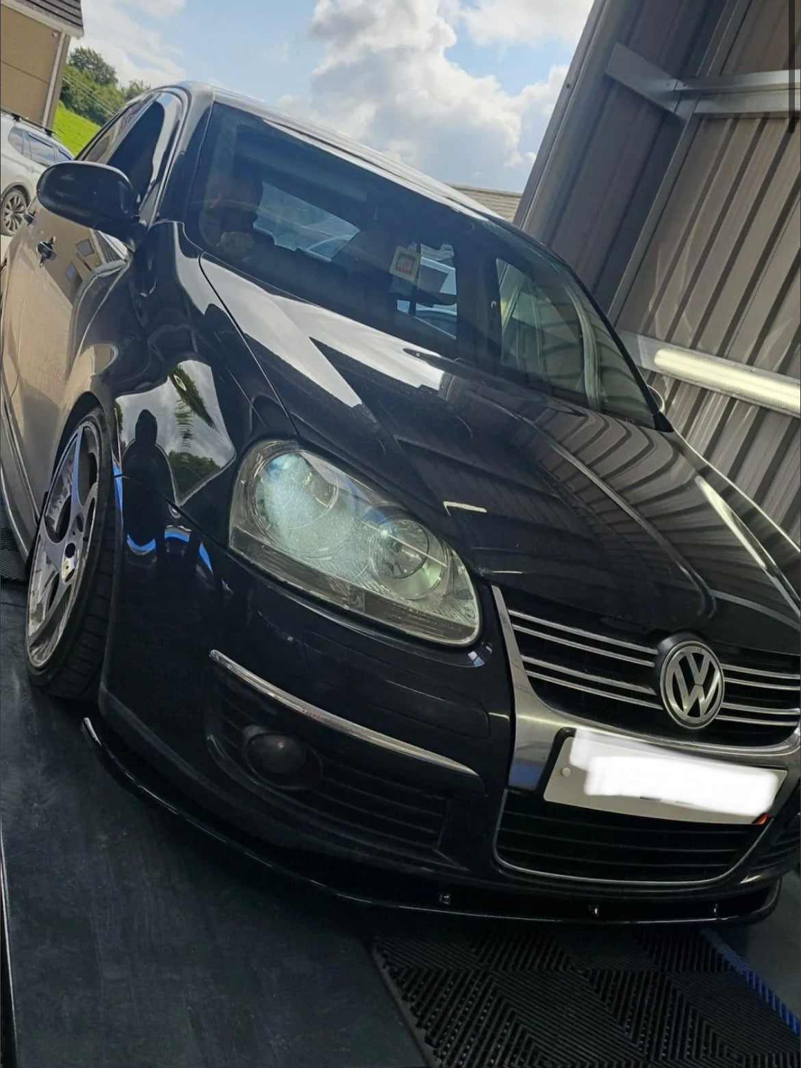 VW JETTA MK5 STANDARD FRONT SPLITTER GLOSS BLACK