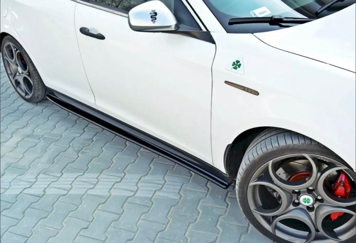 SIDE SKIRTS DIFFUSERS ALFA ROMEO GIULIETTA (2010-2019)